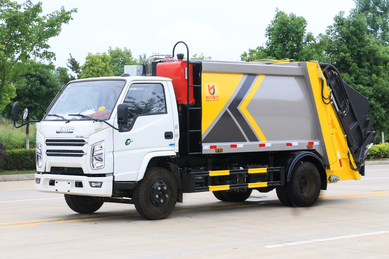 江铃顺达压缩式垃圾車(chē)(6方)