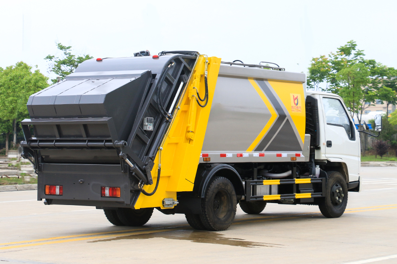 江铃顺达压缩式垃圾車(chē)(6方)