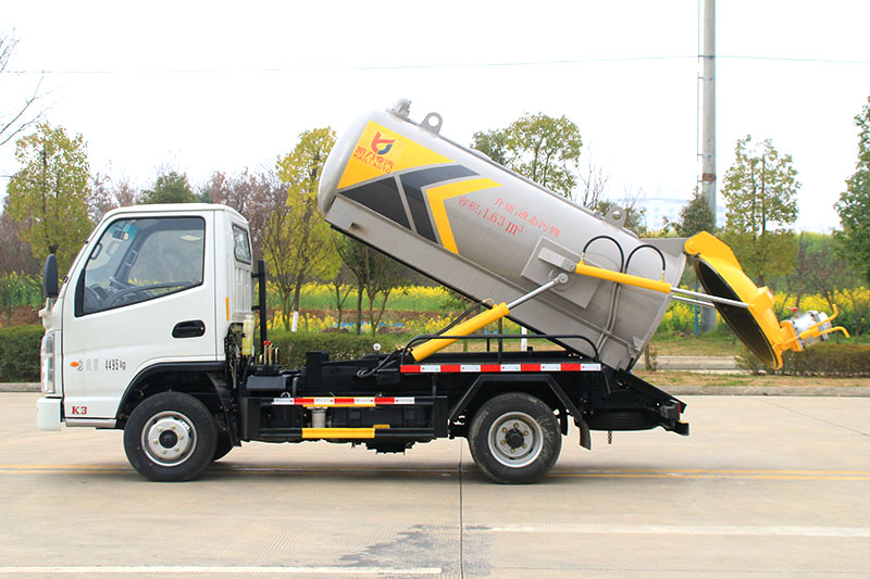 凯马吸污車(chē)(2方)