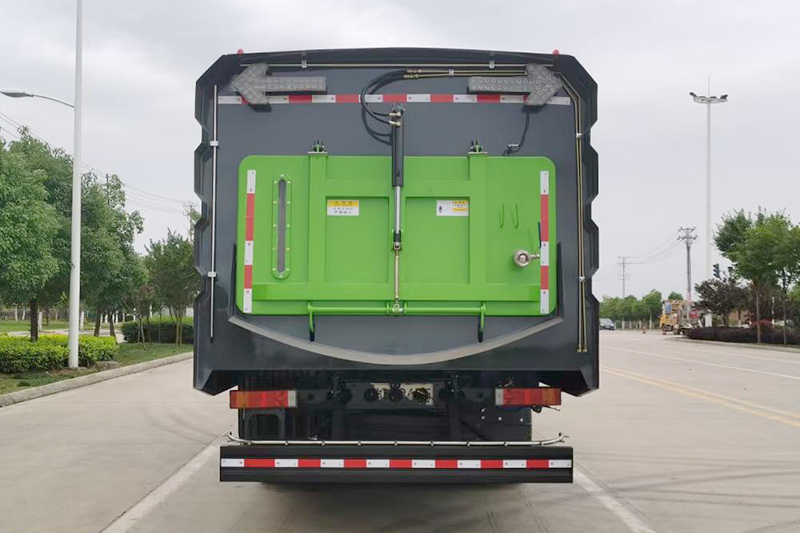 东风天龙后双桥洗扫車(chē)(12水 10尘)