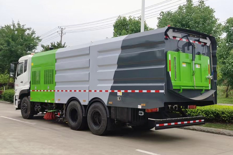 东风天龙后双桥洗扫車(chē)(12水 10尘)